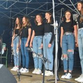 MĚSTO PŘIBYSLAV: ZUŠ open koncert na Bechyňové náměstí v Přibyslavi