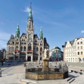 STATUTÁRNÍ MĚSTO LIBEREC: Neptunova kašna - autor: M. Drahoňovský