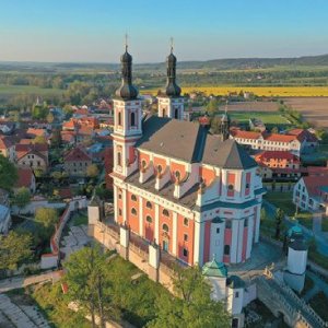 MĚSTO LUŽE: Poutní Chrám P. Marie na Chlumku