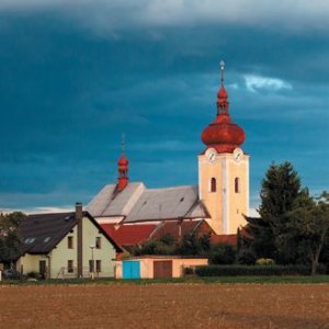 OBEC BOHUŇOVICE: Kostel sv. Jana Křtitele