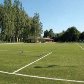 OBEC BOHUŇOVICE: Hřiště s umělým povrchem