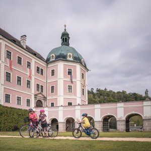 KARLOVARSKÝ KRAJ: Státní hrad a zámek Bečov nad Teplou