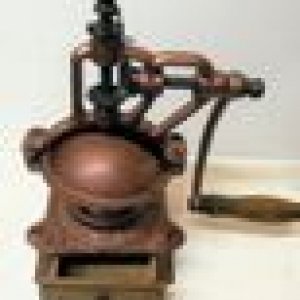 MUZEUM A GALERIE MLEJN: Expozice mezi mlýnky