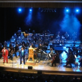 FILHARMONIE HRADEC KRÁLOVÉ: -