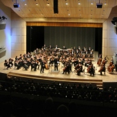 FILHARMONIE HRADEC KRÁLOVÉ: -