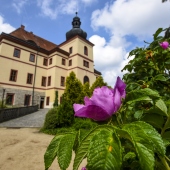 Písecko - Blatensko, TURISTICKÁ OBLAST: zámek Lnáře