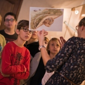 PRÁCHEŇSKÉ MUZEUM V PÍSKU: Děti na edukačním programu k pravěku