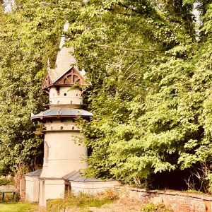 MĚSTO RASPENAVA: Zděný holubník