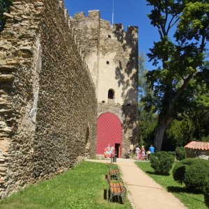 MĚSTO ZRUČ NAD SÁZAVOU: -