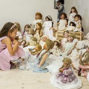 MĚSTO ZRUČ NAD SÁZAVOU: -