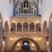 MĚSTSKÉ KULTURNÍ STŘEDISKO TACHOV: Chrám Nanebevzetí Panny Marie - interiér