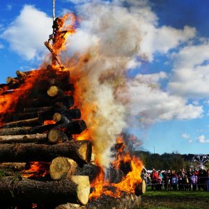 MĚSTSKÝ DŮM KULTURY SOKOLOV: Pálení čarodějnic