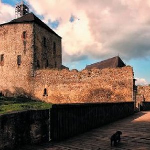 HRADY ŽEBRÁK A TOČNÍK