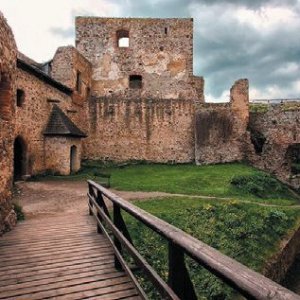 HRADY ŽEBRÁK A TOČNÍK: 