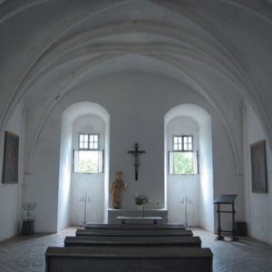 HRADY ŽEBRÁK A TOČNÍK: Kaple