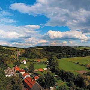 HRADY ŽEBRÁK A TOČNÍK: 