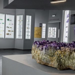 MUZEUM ČESKÉHO RÁJE V TURNOVĚ: Expozice minerologie a geologie