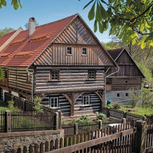 NÁRODNÍ MUZEUM V PŘÍRODĚ: Muzeum v přírodě, Zubrnice