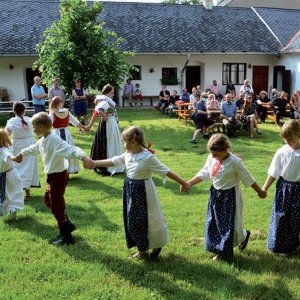 NÁRODNÍ MUZEUM V PŘÍRODĚ: Hanácké muzeum v přírodě Vysočina, Příkazy