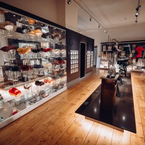 MUZEUM STŘEDNÍHO POOTAVÍ STRAKONICE: Expozice textilu