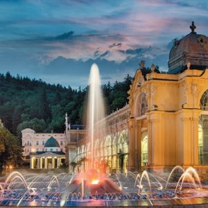 Karlovarský kraj: Kolonáda, Mariánské Lázně